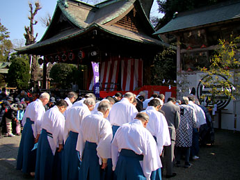 オビシャ祭事